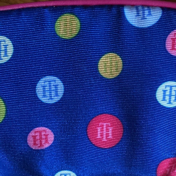 Tommy Hilfiger Cosmetic Case - Picture 8 of 8